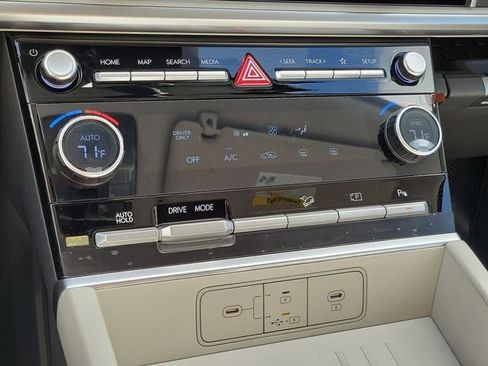 New 2026 Hyundai Santa Fe SE image 12