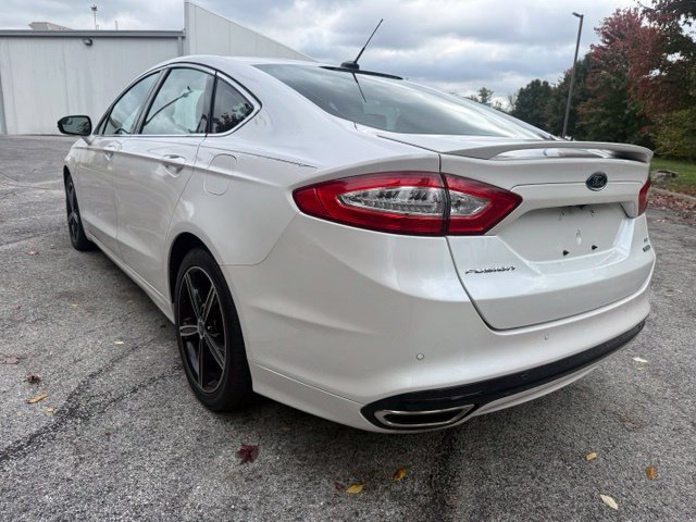 Used 2016 Ford Fusion SE w/ Equipment Group 202A FWD image 7