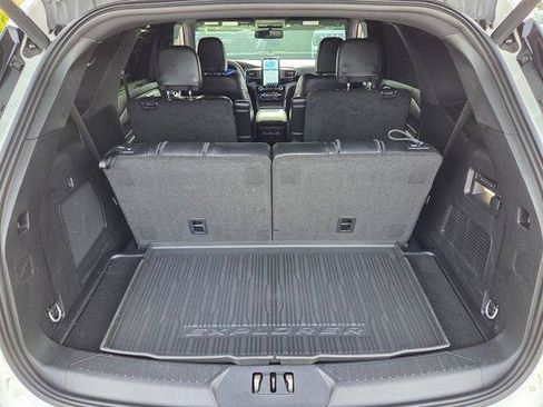 Used 2023 Ford Explorer ST w/ Equipment Group 401A AWD/4WD image 17