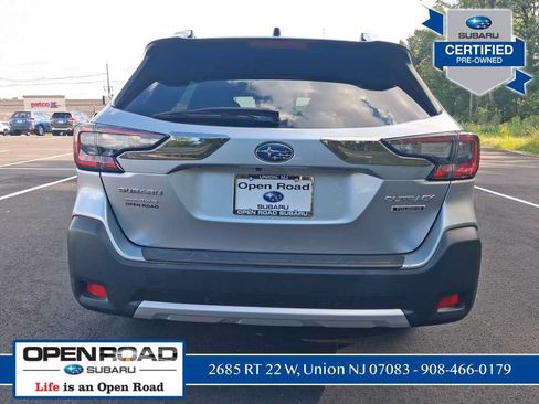 Certified 2023 Subaru Outback Touring AWD/4WD image 4