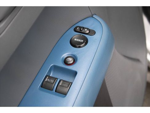 Used 2004 Honda Element EX image 12