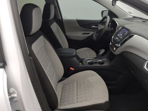 Used 2024 Chevrolet Equinox LS FWD image 21