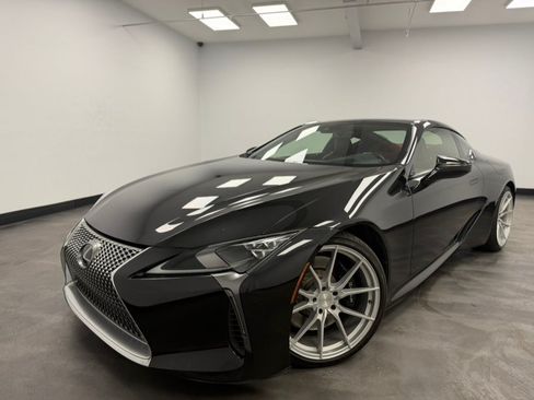 Used 2018 Lexus LC 500 Coupe w/ Sport Package RWD image 2