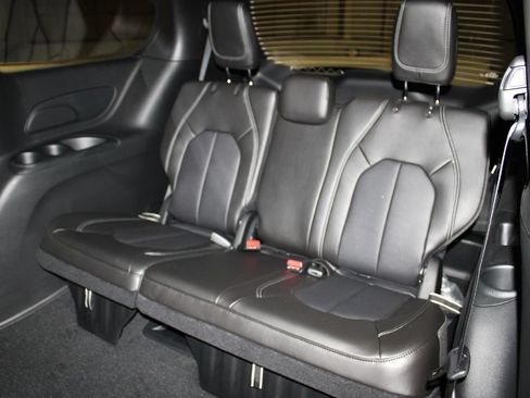 New 2026 Chrysler Voyager LX FWD image 23