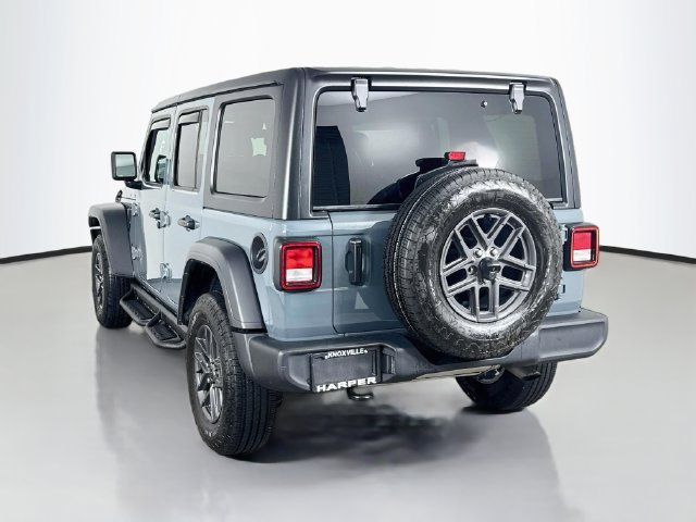 Used 2024 Jeep Wrangler Unlimited Sport AWD/4WD image 10