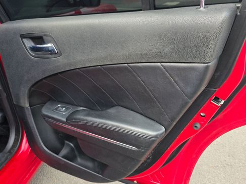 Used 2013 Dodge Charger R/T image 18