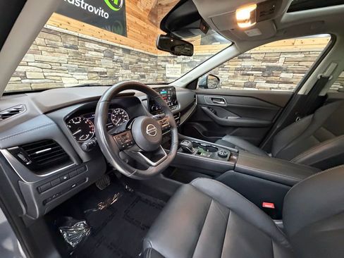 Used 2021 Nissan Rogue SL w/ Premium Package image 10