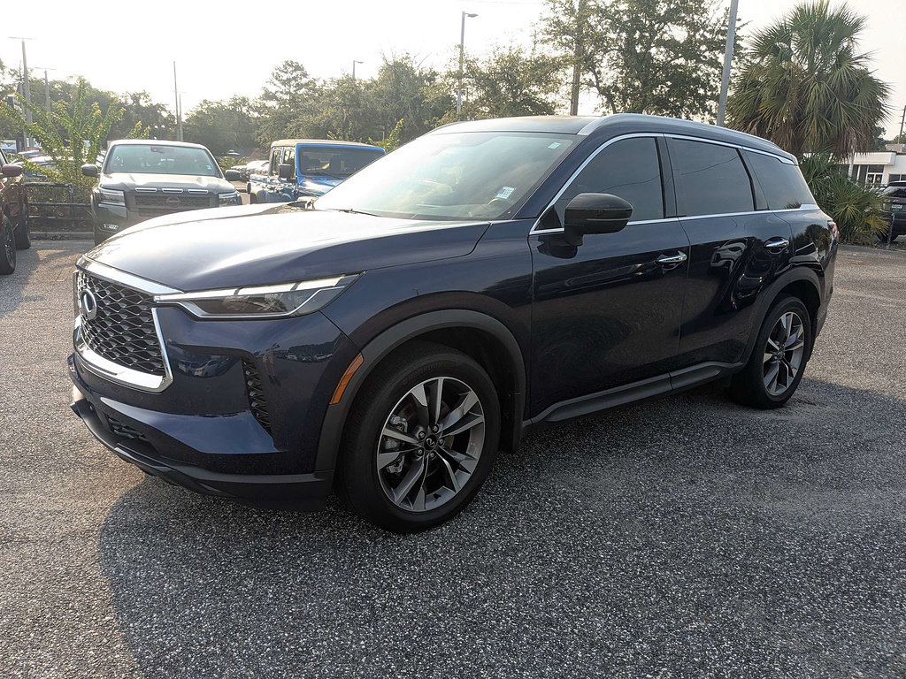 Used 2025 INFINITI QX60 Luxe FWD image 8