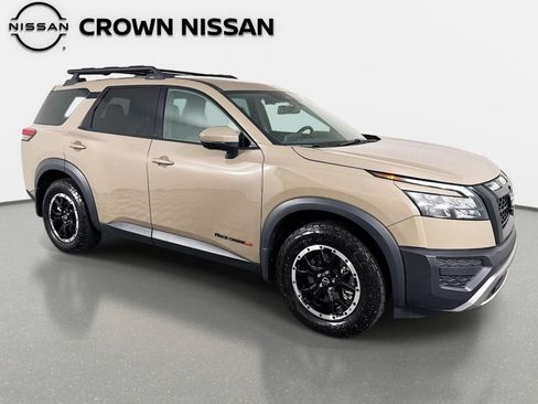 Certified 2024 Nissan Pathfinder Rock Creek AWD/4WD image 3