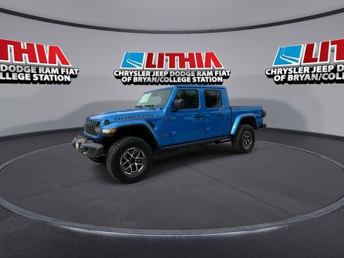 New 2026 Jeep Gladiator Rubicon w/ Steel Power Dome Hood Package image 4
