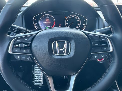 Used 2018 Honda Accord Sport image 22