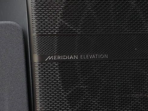 Used 2022 Rivian R1S Launch Edition AWD/4WD image 23