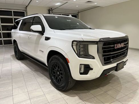 Used 2023 GMC Yukon XL AT4 AWD/4WD image 7