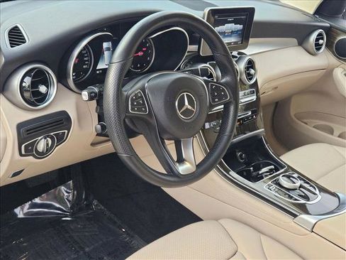 Certified 2019 Mercedes-Benz GLC 300 image 10
