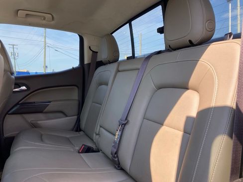 Used 2016 GMC Canyon SLT w/ Driver Alert Package AWD/4WD image 15