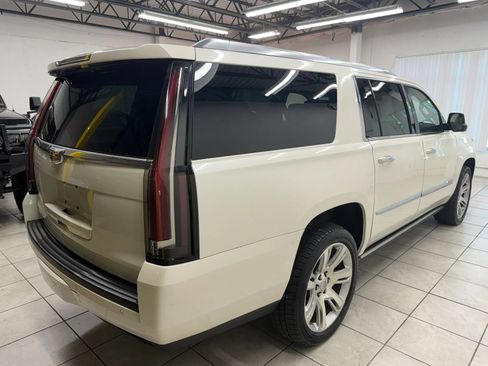 Used 2015 Cadillac Escalade ESV Premium AWD/4WD image 9