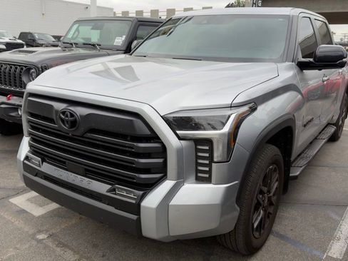 Used 2025 Toyota Tundra Limited AWD/4WD image 3