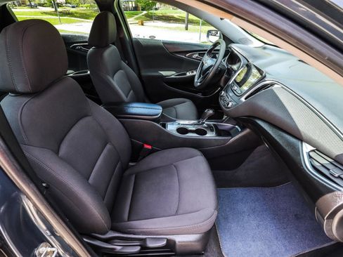 Used 2019 Chevrolet Malibu LT image 39