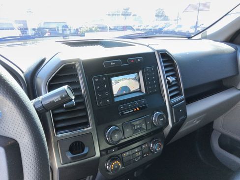 Used 2018 Ford F150 XLT image 18