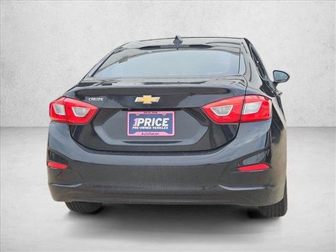 Used 2019 Chevrolet Cruze LS w/ LS Convenience Package FWD image 6