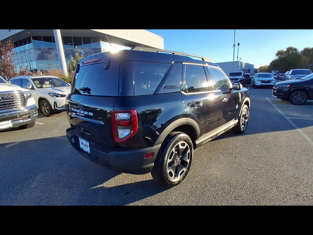 Used 2021 Ford Bronco Sport Outer Banks w/ Outer Banks Package (96D) AWD/4WD image 8
