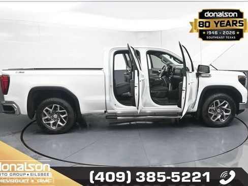 Used 2025 GMC Sierra 1500 SLE w/ X31 Off-Road Package AWD/4WD image 22
