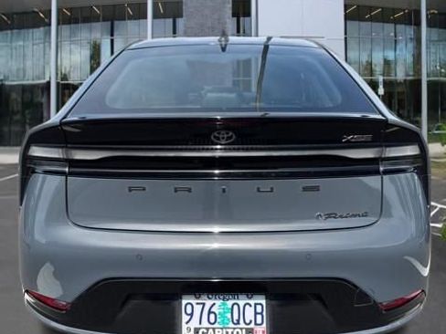 Used 2024 Toyota Prius Prime image 6