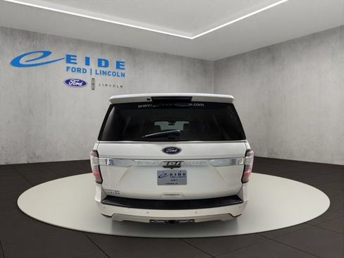 Used 2018 Ford Expedition Limited w/ Equipment Group 302A AWD/4WD image 9
