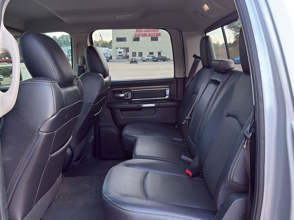 Used 2017 RAM 1500 Laramie w/ Convenience Group AWD/4WD image 6