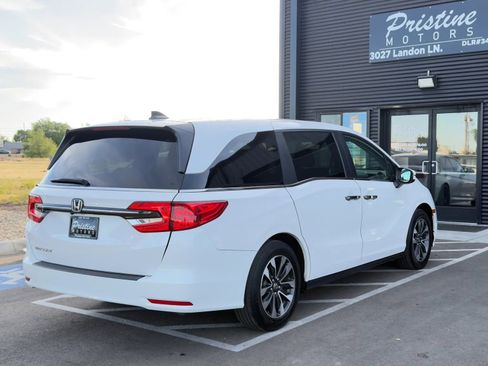 Used 2024 Honda Odyssey EX-L image 4