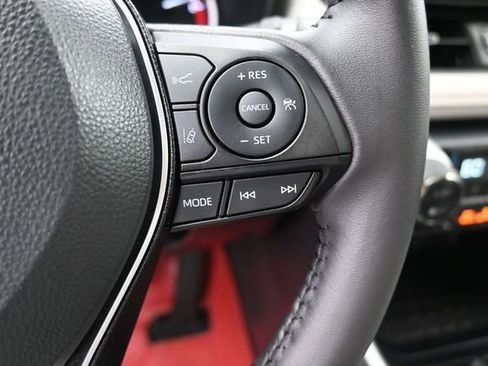 Used 2025 Toyota RAV4 XLE Premium FWD image 29