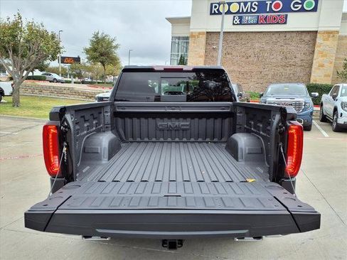New 2026 GMC Sierra 1500 SLT image 22