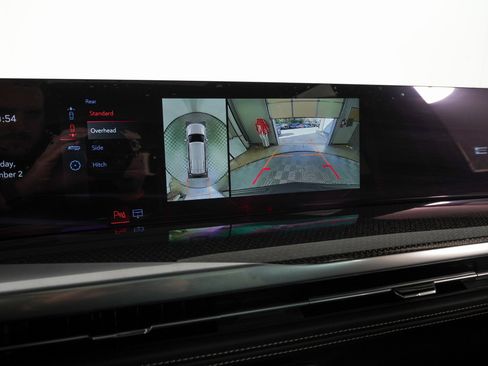 Used 2025 Cadillac Escalade V w/ LPO, ONYX Package image 29