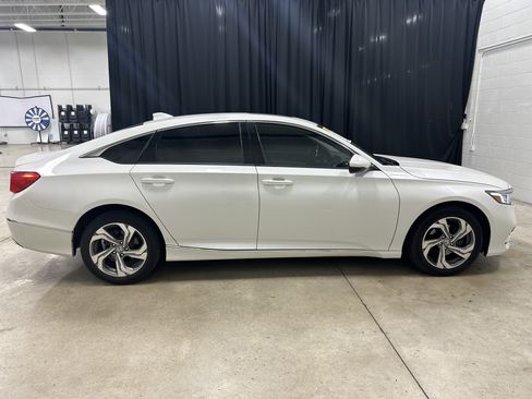 Used 2019 Honda Accord EX-L image 11