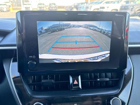 Used 2024 Toyota Corolla LE FWD image 20