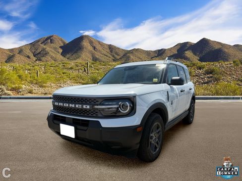 Used 2025 Ford Bronco Sport Big Bend AWD/4WD image 2