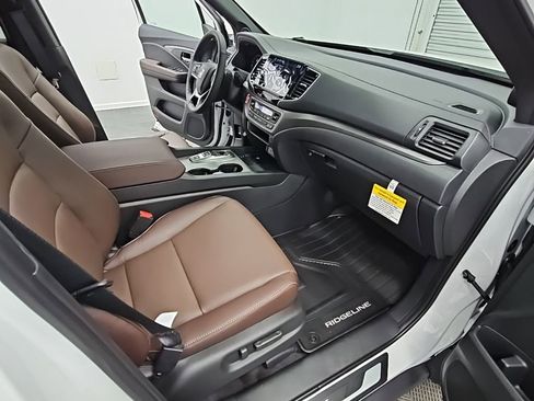 New 2026 Honda Ridgeline RTL image 38
