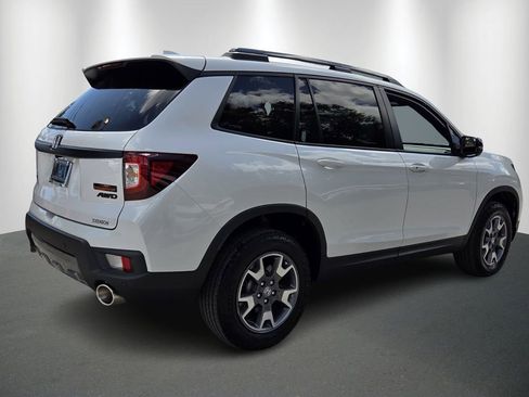 Certified 2023 Honda Passport TrailSport image 7