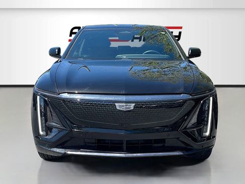 Used 2025 Cadillac Lyriq Sport w/ LPO, Floor Liner Package AWD/4WD image 2