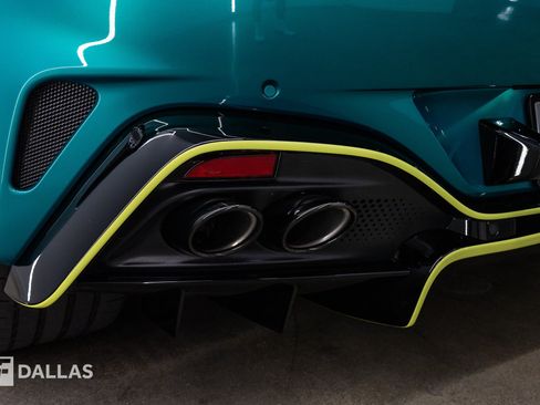 Used 2026 Aston Martin V8 Vantage S RWD image 16