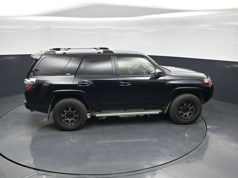 Used 2019 Toyota 4Runner SR5 RWD image 37