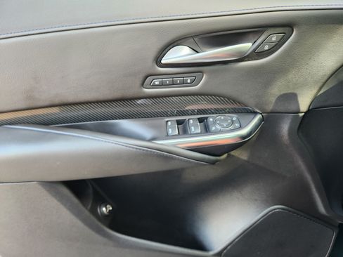 Used 2025 Cadillac XT4 Sport FWD image 18