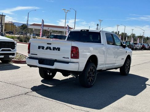 New 2026 RAM 2500 Laramie AWD/4WD image 8