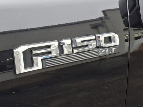 Used 2016 Ford F150 XLT w/ Equipment Group 302A Luxury image 36