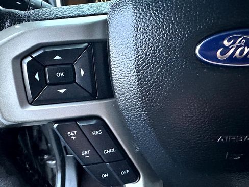 Used 2015 Ford F150 Lariat w/ Equipment Group 501A Mid image 13