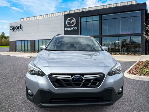Used 2023 Subaru Crosstrek 2.0i Premium AWD/4WD image 9