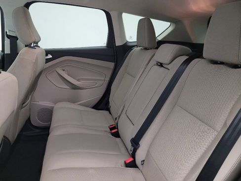 Used 2019 Ford Escape SE FWD image 18