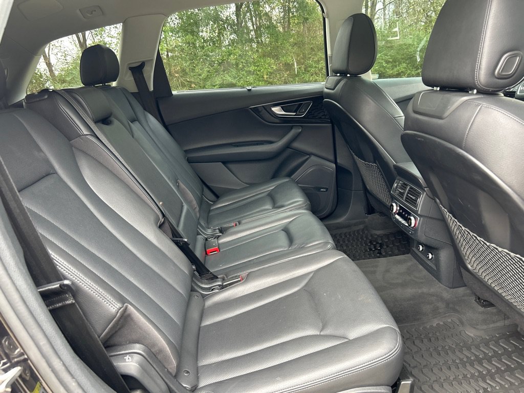 Used 2019 Audi Q7 3.0T Prestige w/ Prestige Package AWD/4WD image 22