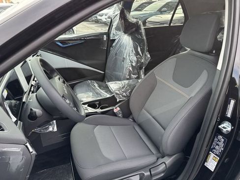 New 2026 Kia Niro LX FWD image 18
