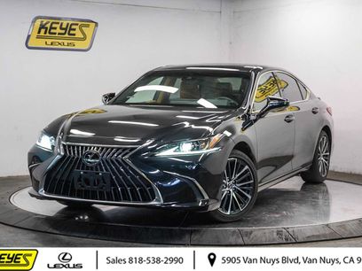 Used 2024 Lexus ES 300h w/ Premium Package